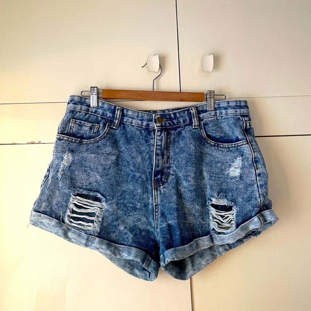 SHEIN mid waisted blue jean shorts